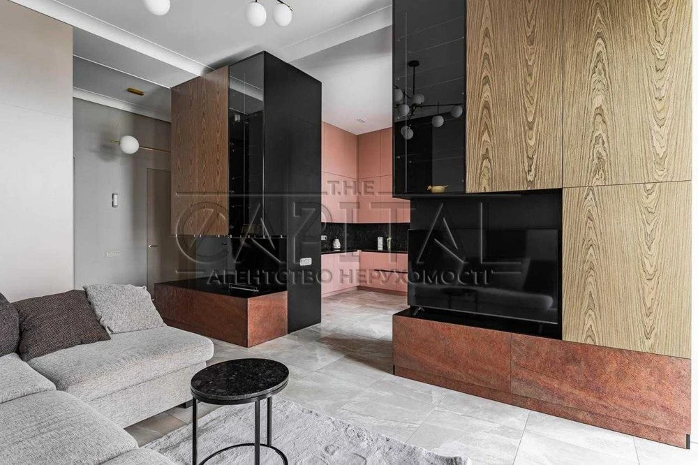Продаж 3-кім. квартира 141 м², Печерський / вул. Круглоуніве