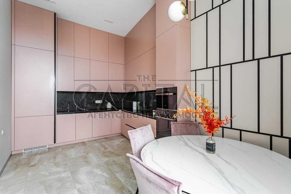 Продаж 3-кім. квартира 141 м², Печерський / вул. Круглоуніве