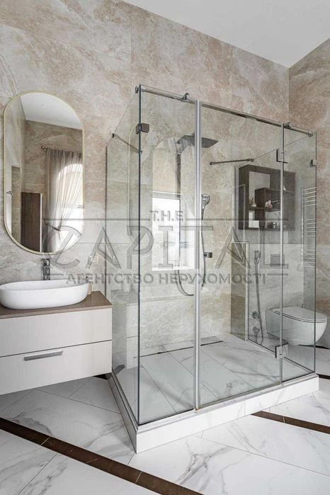 Продаж 3-кім. квартира 141 м², Печерський / вул. Круглоуніве