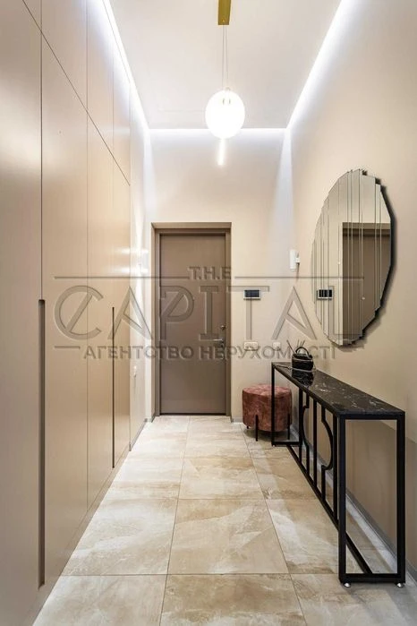 Продаж 3-кім. квартира 141 м², Печерський / вул. Круглоуніве