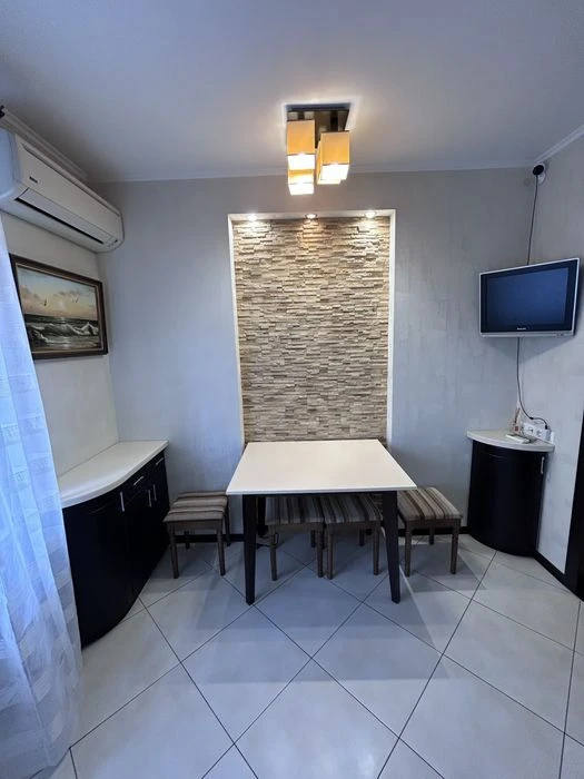 Без % Затишна 1-кімнатна 43,4 м² з ремонтом | Вишняківська 7