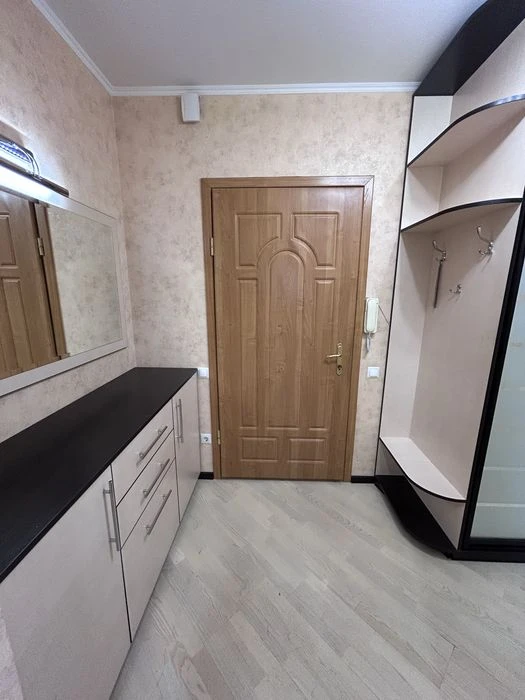 Без % Затишна 1-кімнатна 43,4 м² з ремонтом | Вишняківська 7