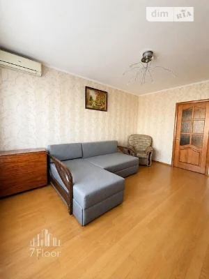 Sale of 2-room apartment 60 sq. m. on Mykola Zakrevskoho St. 19 •