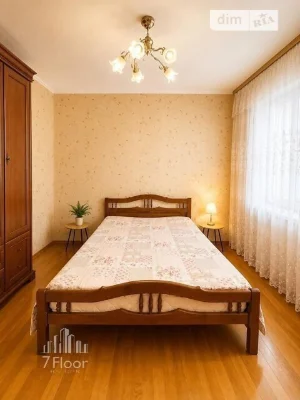 Sale of 2-room apartment 60 sq. m. on Mykola Zakrevskoho St. 19 •