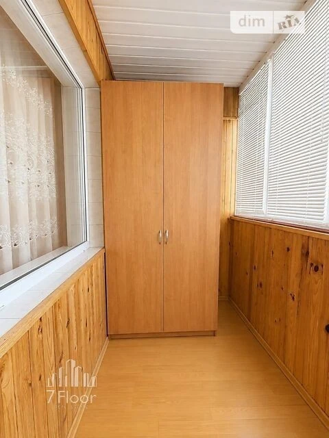 Sale of 2-room apartment 60 sq. m. on Mykola Zakrevskoho St. 19 •