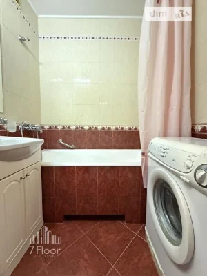 Sale of 2-room apartment 60 sq. m. on Mykola Zakrevskoho St. 19 •