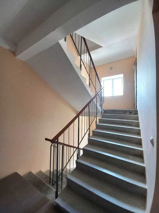 Продаж 2 кімнатної квартири в центрі міста тепла підлога нов