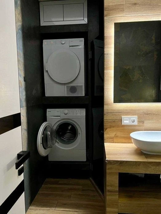 WITHOUT COMMISSION | 2-room apartment 60 m² on 2 floors | Mykhayla Ma st.