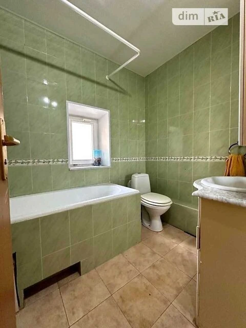 Sale of 4-room apartment 163.6 sq. m. on Svyatoshynska Street 4 • ID 3