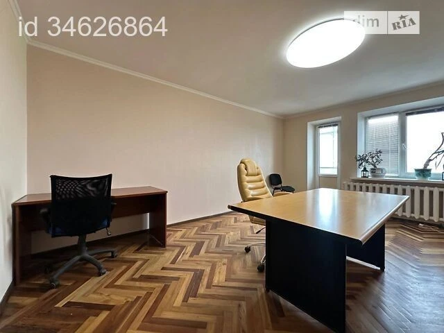 Sale of 4-room apartment 163.6 sq. m. on Svyatoshynska Street 4 • ID 3