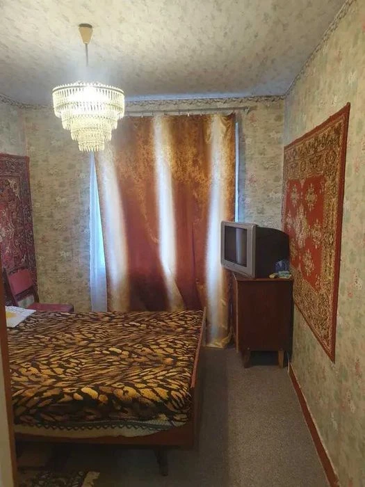 Продаж 3 кімнатної квартири на Розсошенцях