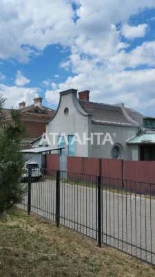 Дом с уникальным проектом в Совиньоне