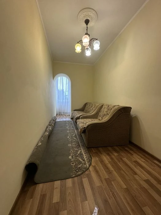 Продаж 3-кімнатної квартири 79.4 м.кв., вул. Глинянський Тра