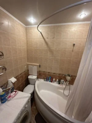 Продаж 3-кімнатної квартири 79.4 м.кв., вул. Глинянський Тра