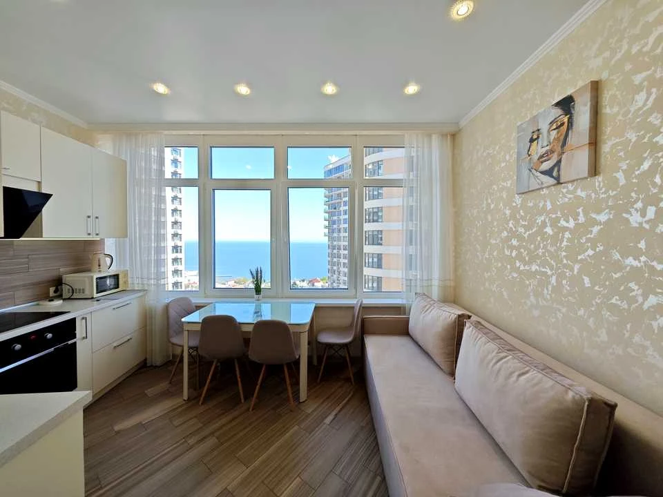 Apartment. Odesa, Valeria Samofalova St. (Kamanina), 16a/