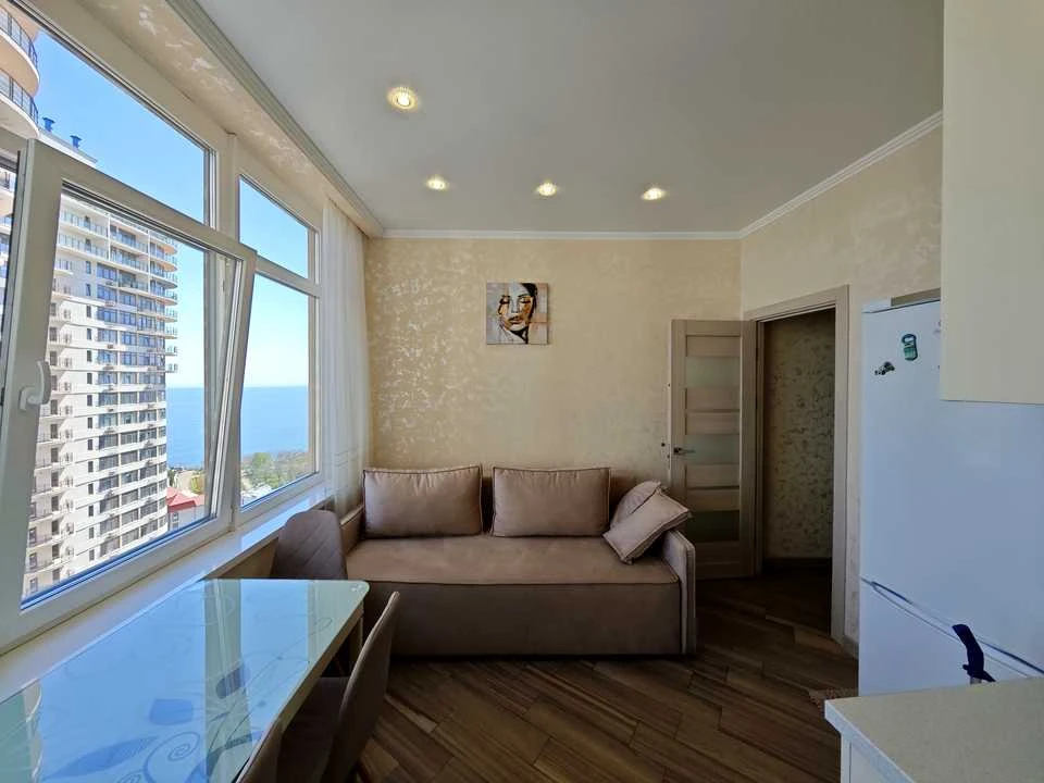 Apartment. Odesa, Valeria Samofalova St. (Kamanina), 16a/