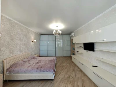 Apartment. Odesa, Valeria Samofalova St. (Kamanina), 16a/