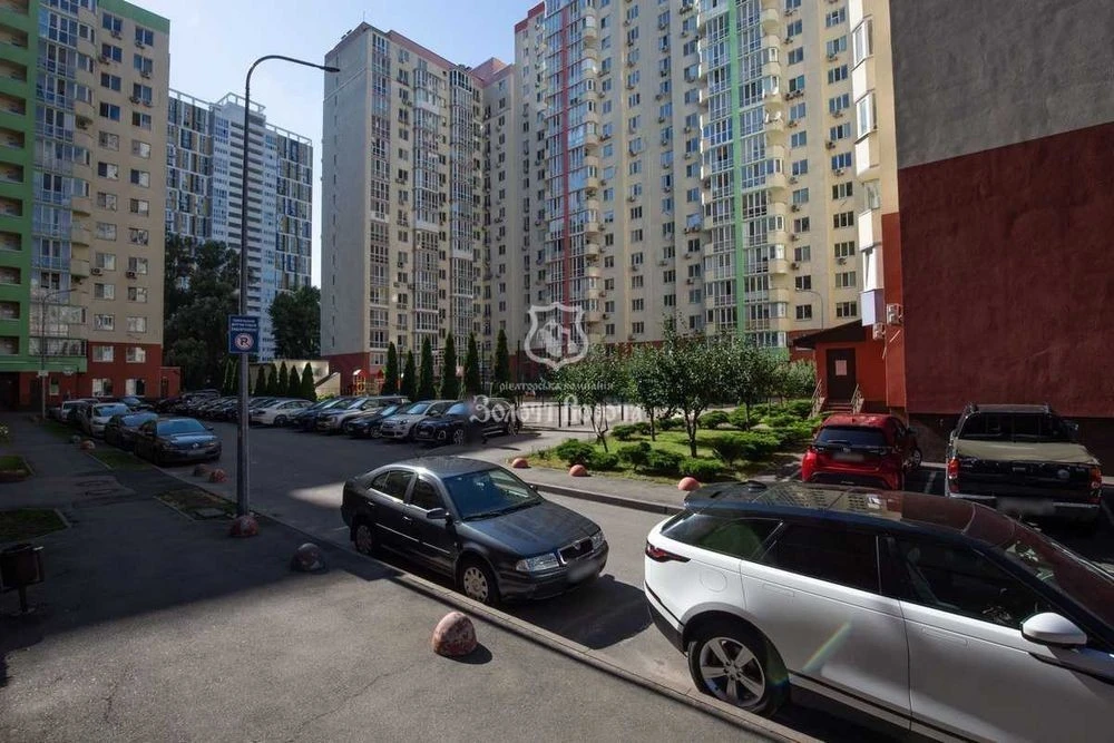 Apartment, 1 room. Good condition. Residential complex Sadovy. Rachinsky, 25, Myki