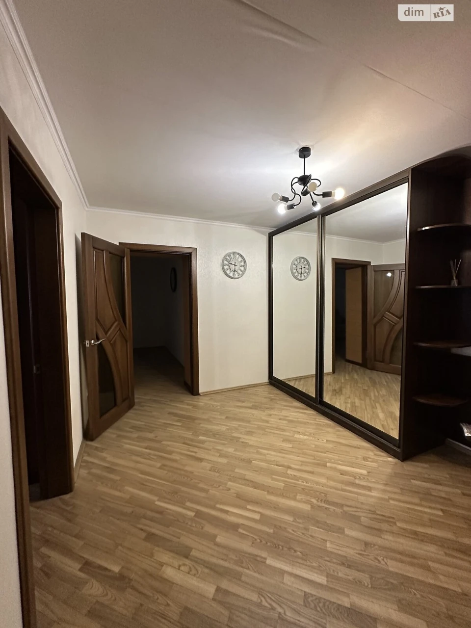 Продаж Квартира Зарічний