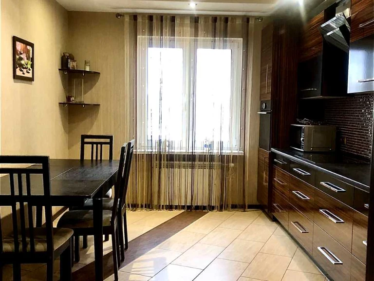 Apartment. Kyiv, Urlivska St.