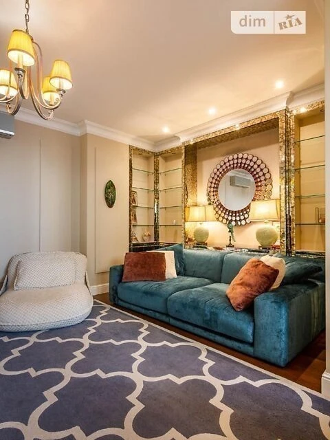 Sale of 4-room apartment 130 sq. m. on Andriy Verkhoglyada St. 12 •