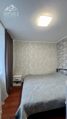 Продаж 3кмн квартири укомплектованої меблями та технікою