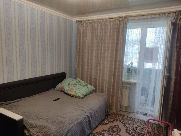 Продам 1 квартиру вул.Івана Сірка