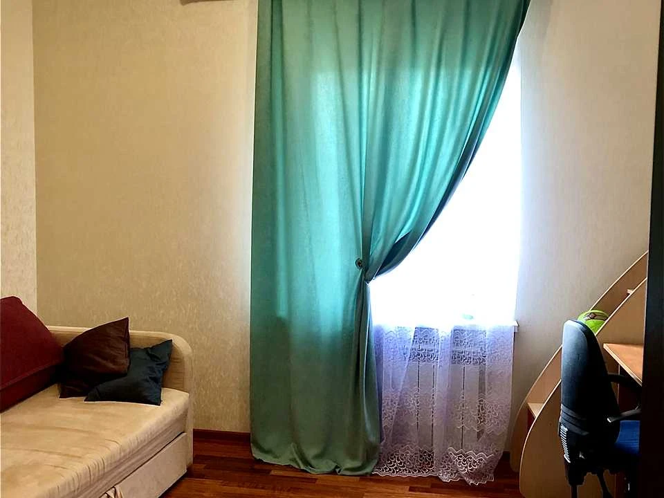Apartment. Kyiv, Urlivska St.