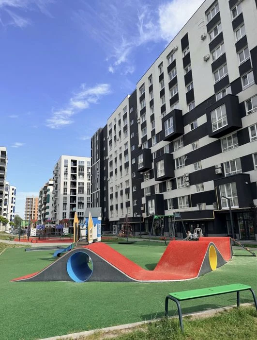 Продаж 2 кім к-ри, вул. Трускавецька, 163 тис дол США