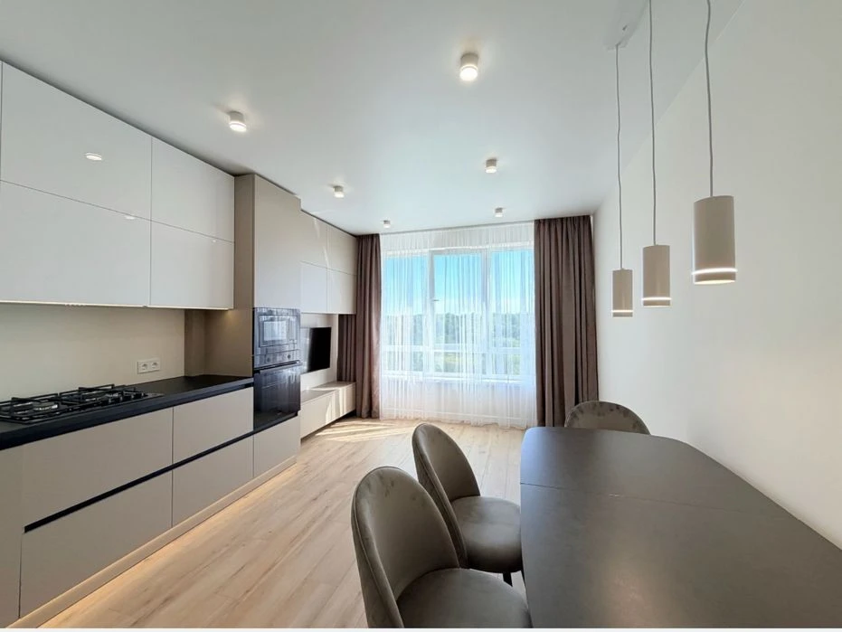 Продаж 2 кім к-ри, вул. Трускавецька, 163 тис дол США