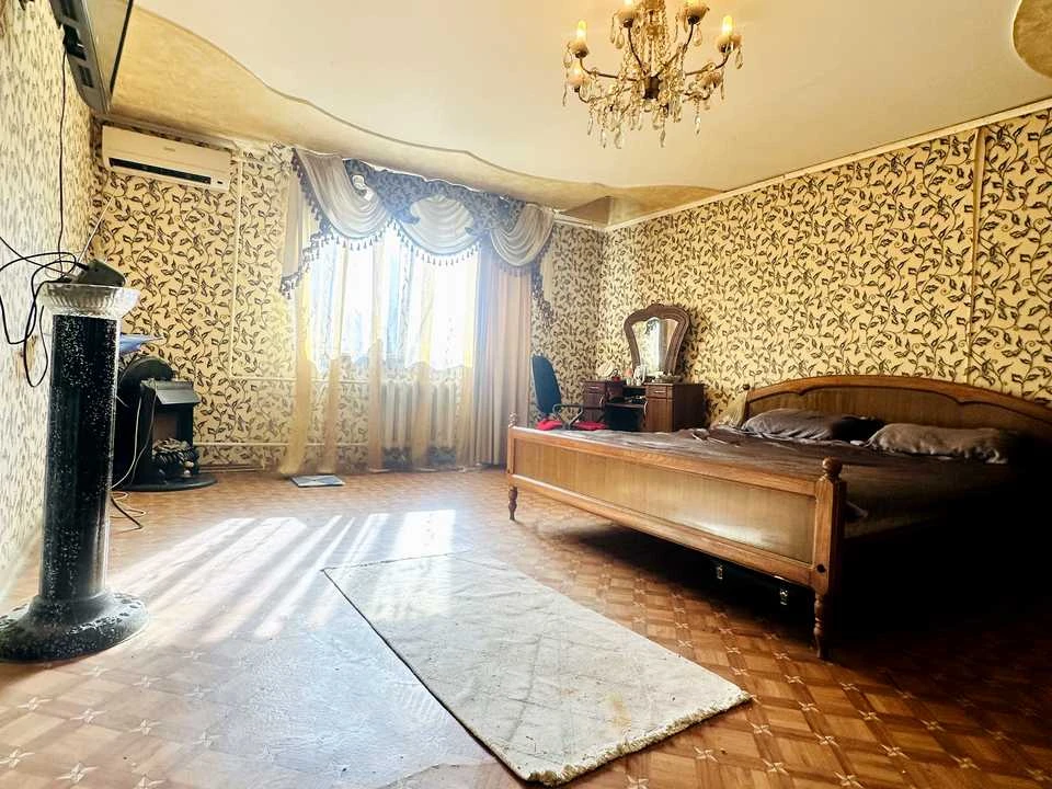 House. Odesa, Nerubayska St.