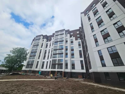 Продаж 1кім.квартири поруч Озера. 5 поверх!