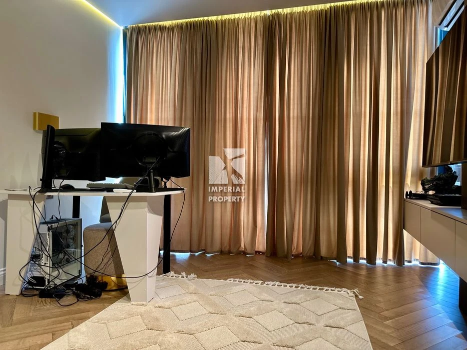 Продаж дизайнерської 3-х кімнатної квартири в ЖК «Crystal»