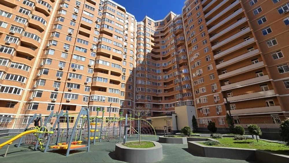 Редкая продажа! ЖК "Реал-Парк"  Продам 3-х комнатную квартир