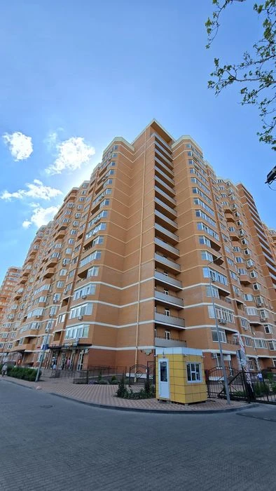 Редкая продажа! ЖК "Реал-Парк"  Продам 3-х комнатную квартир