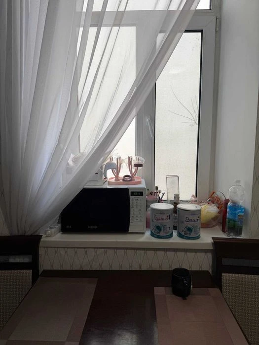Квартира в центре Одессы в царском доме, потолки 3,5м!