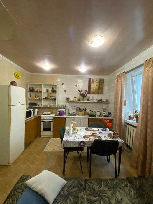 Продам 2 поверховий будинок у Дніпрі  Мирний — 5 кімнат  4,5