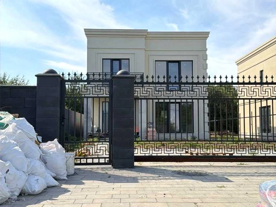 Будинок. Ужгород, Рослинний