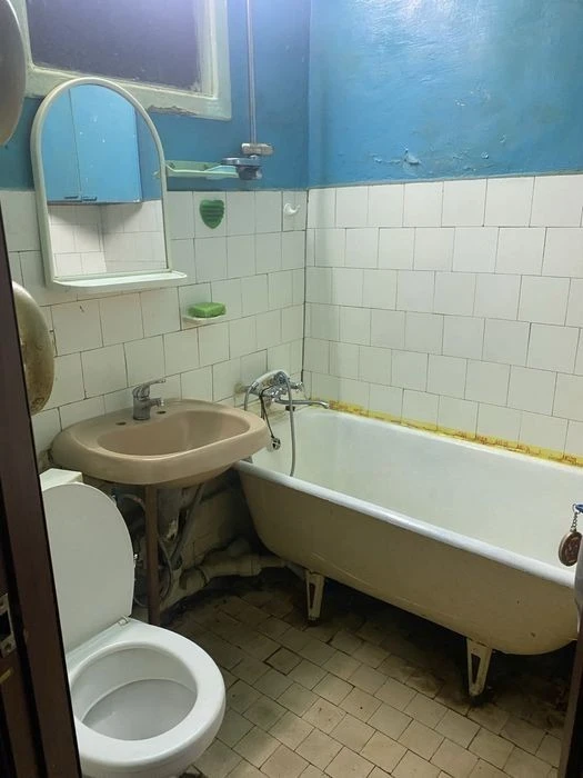 Otradny 36b. Solomyansky district. Large two-room apartment. About