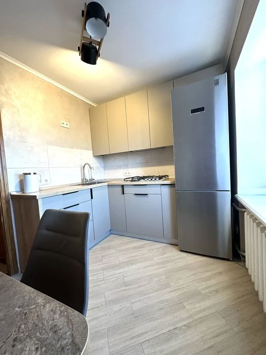 Продам 3 кімнатну квартиру в Сумах