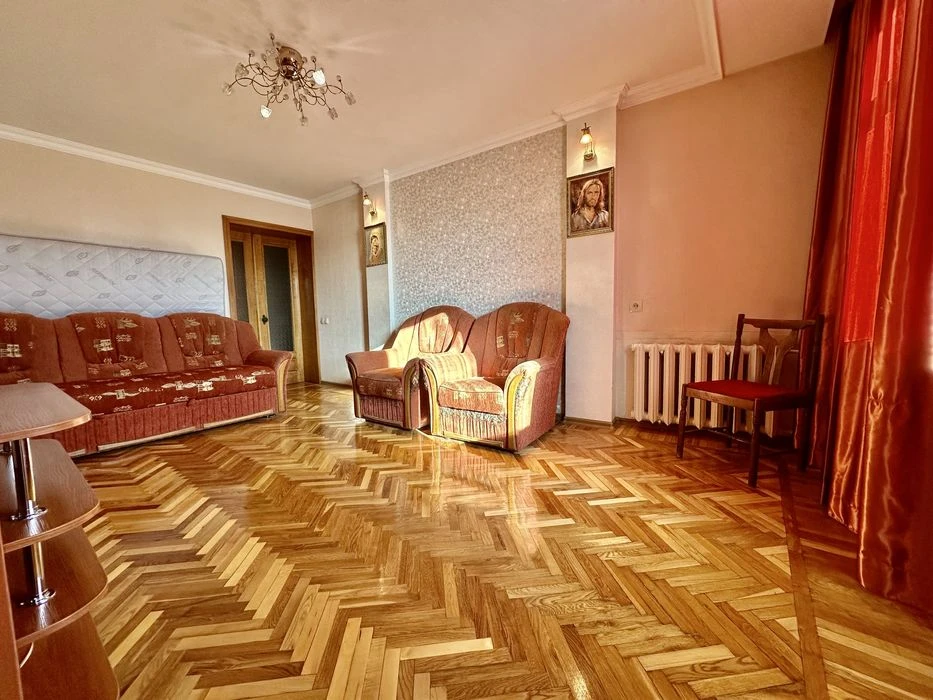 Продам 3 кімнатну квартиру в Сумах