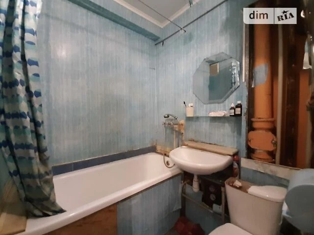 Sale of 1-room apartment 30 sq. m. on Oleksandra Brynjali 1 st. •