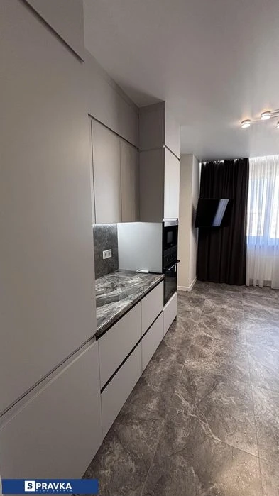 Продам квартиру с качественным ремонтом и видом на море.
