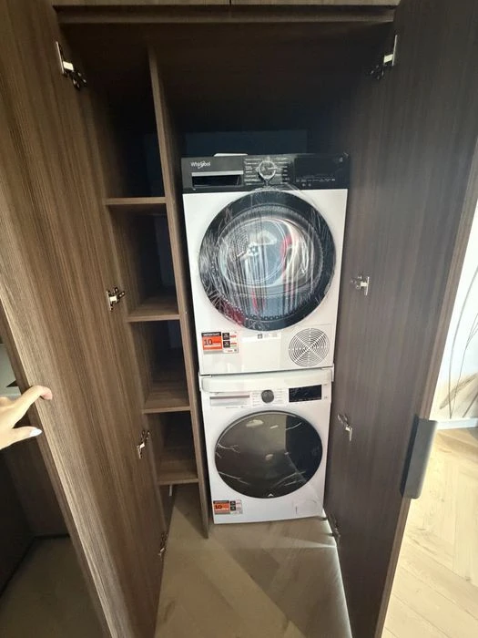 Продам 1 к на краснова Кадорр сити
