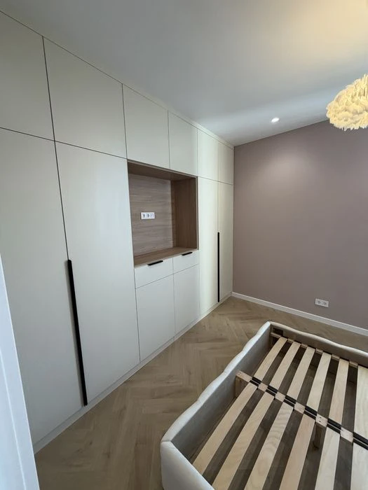 Продам 1 к на краснова Кадорр сити
