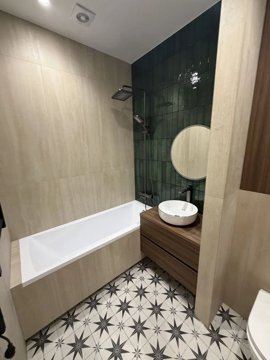 Продам 1 к на краснова Кадорр сити