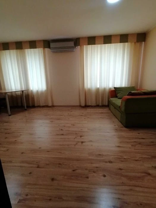 Apartment for sale 106 sq.m. bottom of Polya/Antonovicha Ave./Globy Park