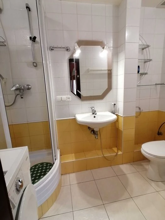Apartment for sale 106 sq.m. bottom of Polya/Antonovicha Ave./Globy Park