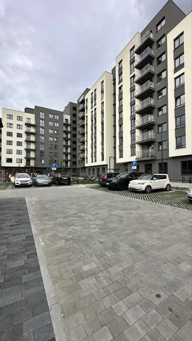 Продаж  просторої 1-кім квартири в зданій новобудові вул. Ве