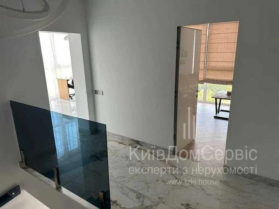 продаж квартири 3 кімнатна дворівнева 107 м² ЖК Кампус Солом